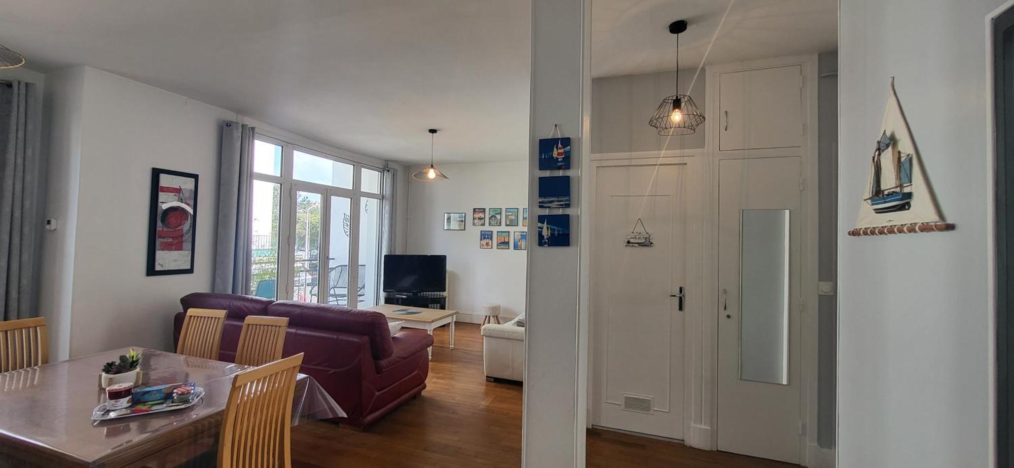 Maison De Ville Plein Centre, 3 Etoiles, A 200M De La Plage, Parking Prive, Wifi Royan Exterior photo