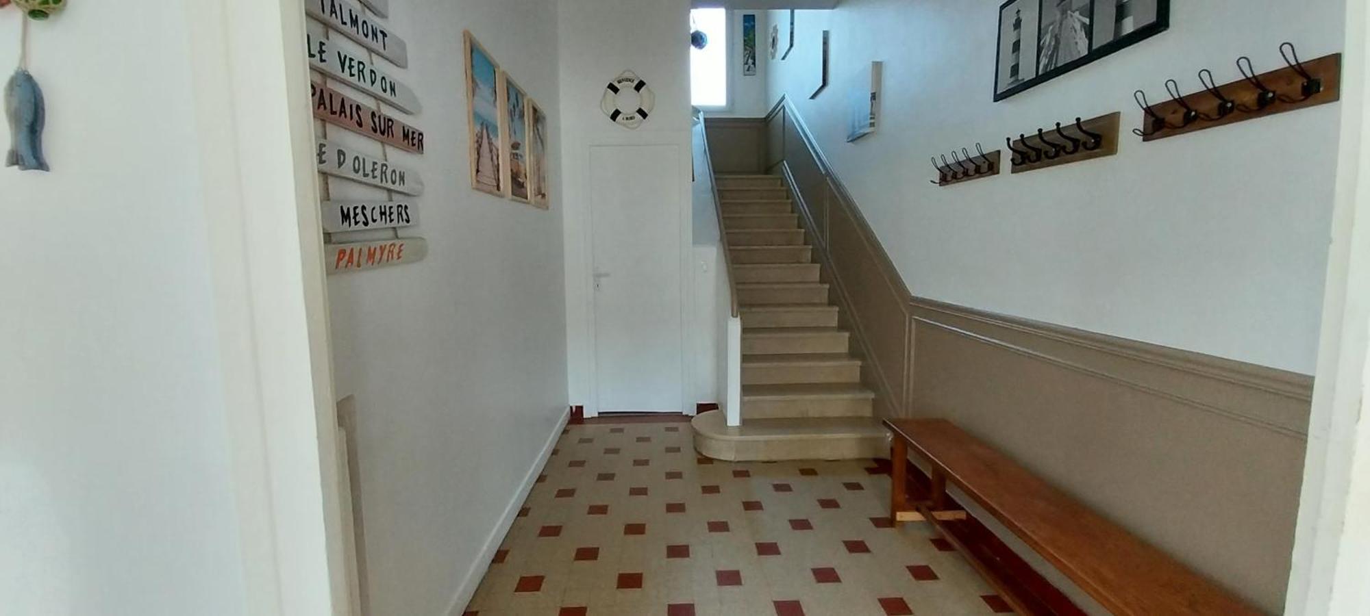 Maison De Ville Plein Centre, 3 Etoiles, A 200M De La Plage, Parking Prive, Wifi Royan Exterior photo